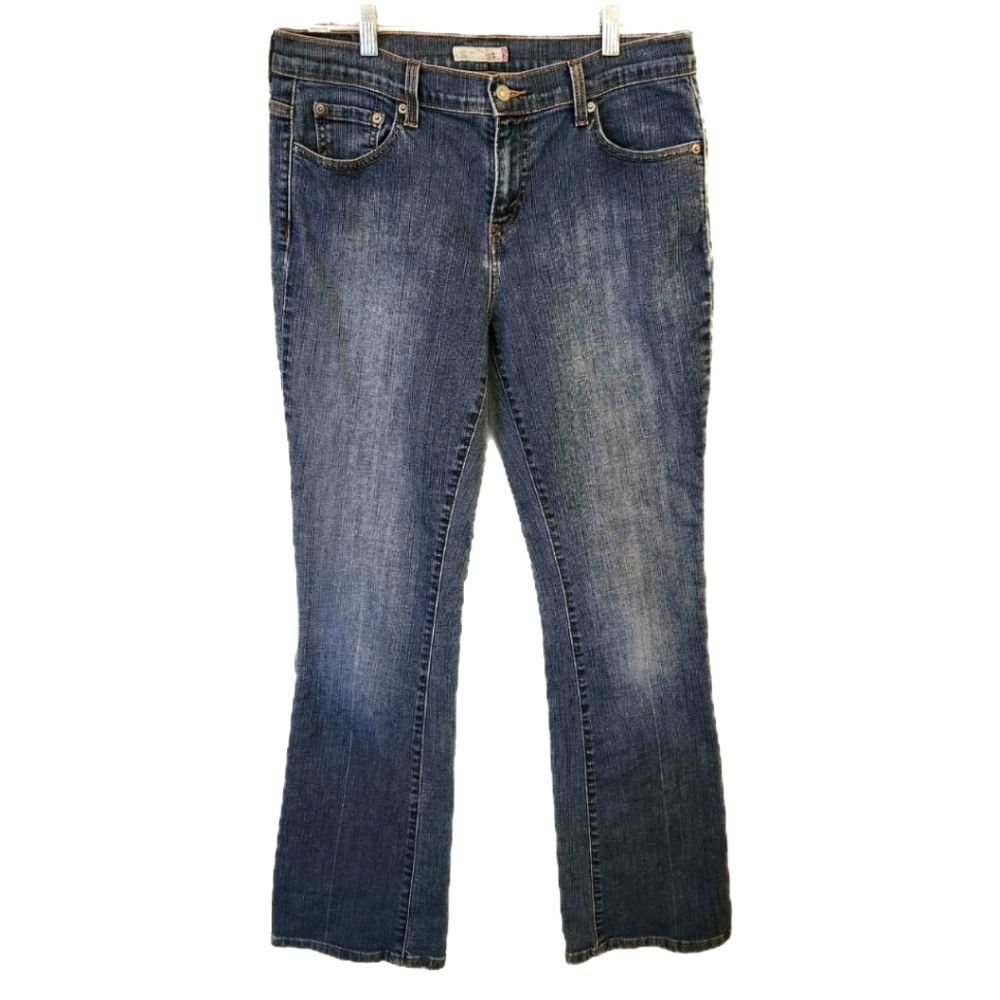 Levi's 515 Boot Cut Jeans *Long* - Picture 2 of 10